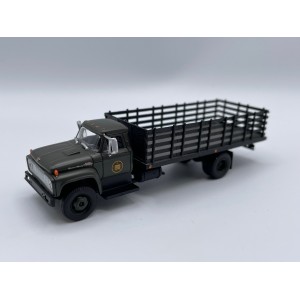 Athearn RTR Ford F-850 Stakebed Truck, CN