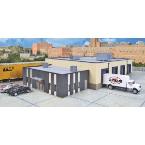 Walthers Cornerstone Central Beverage Distributors with Office Annex