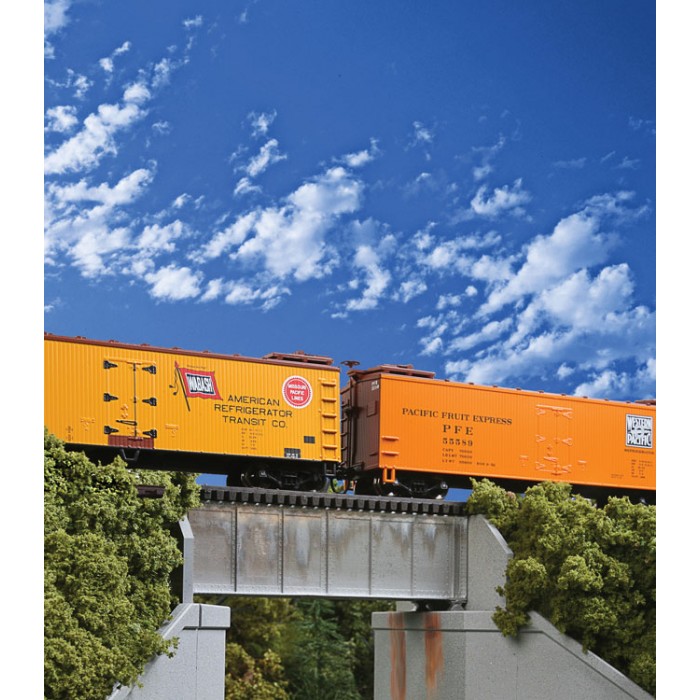 Walthers Cornerstone 30' Single-Track Railroad Deck Girder Bridge
